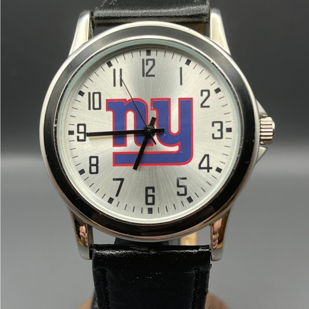 New York Giants Analog Watch Black Leather Strap Team Logo Dial Great Gift WORKS